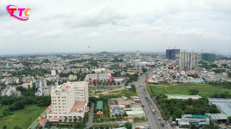 Quy Hoạch & Hiện Trạng Nhà: Tiềm Năng Tăng Giá & Rủi Ro Sụt Giá